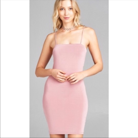 Dresses & Skirts - 🌸 Cami Bodycon Mini dress